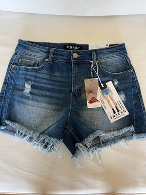 ENJEAN DENIM SHORTS
